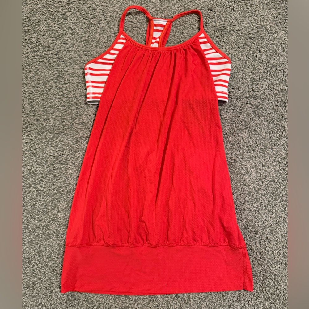 Women’s Lululemon tank size 8